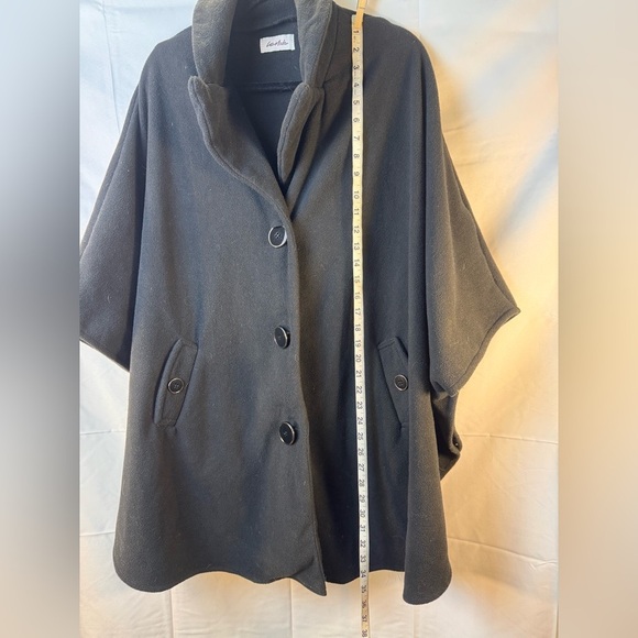 Le Moda Collar Cape Poncho Wrap with Buttons Fleece - Picture 5 of 8